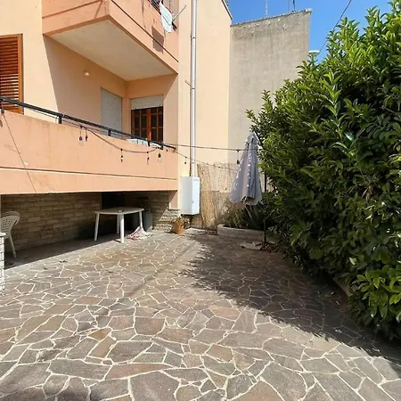 A 120 Mt Dal Mare Casa vacanze *